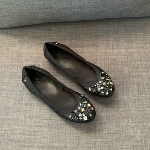 Vera Wang slip on flats.